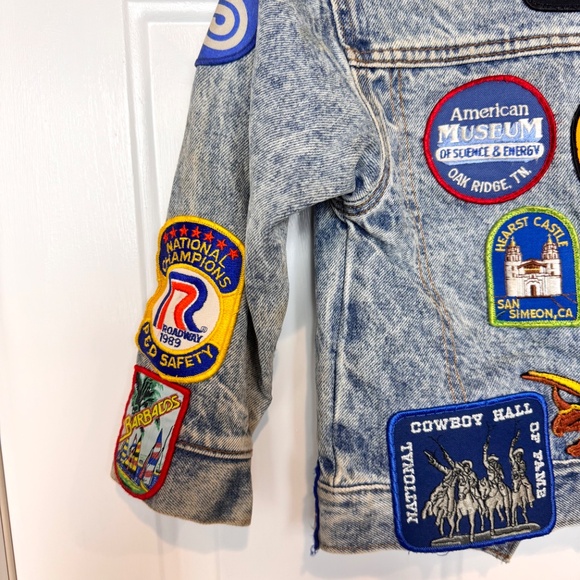 Boys Vintage Levi Jean Jacket Size 7 with Patches, GUC - Picture 3 of 12